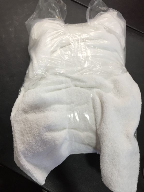 Photo 1 of 7pc white body towels