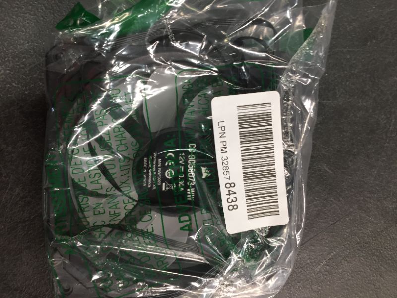 Photo 1 of Corsair LL Series LL140 RGB 140mm Dual Light Loop RGB LED PWM Fan Single Pack Cooling CO-9050073-WW
