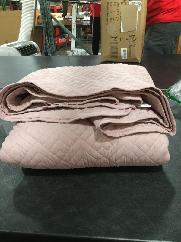 Photo 1 of 90 x 96 In Polyester Blanket Pink 