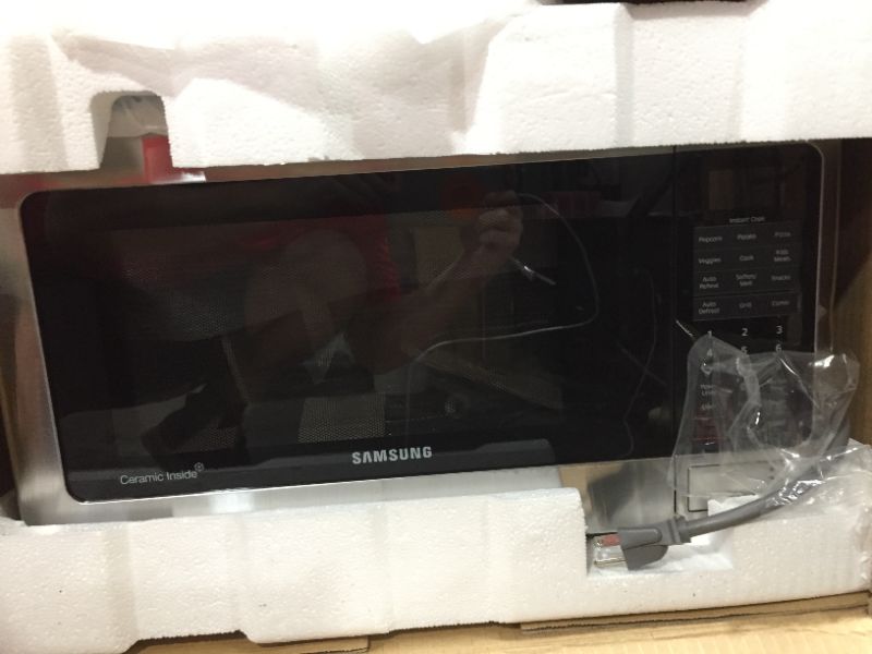 Photo 2 of 1.1 Cu. Ft. Countertop Microwave with Grilling Element
