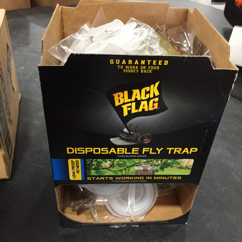 Photo 2 of Black Flag Disposable Outdoor Fly Trap