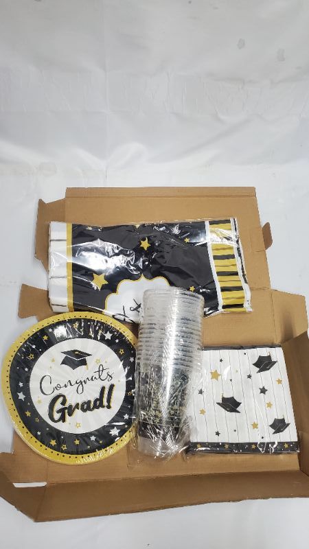 Photo 1 of GRADUATION PARTY PACK