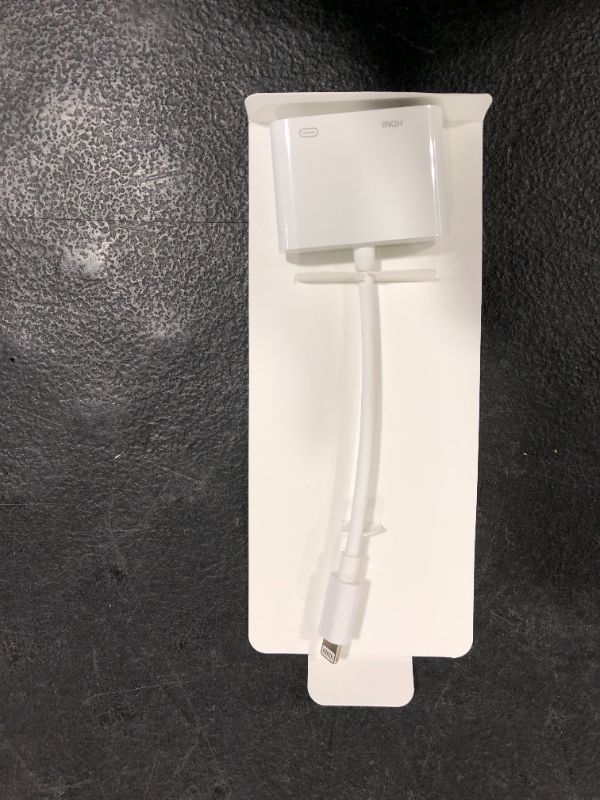 Photo 3 of Apple Lightning to Digital AV Adapter
