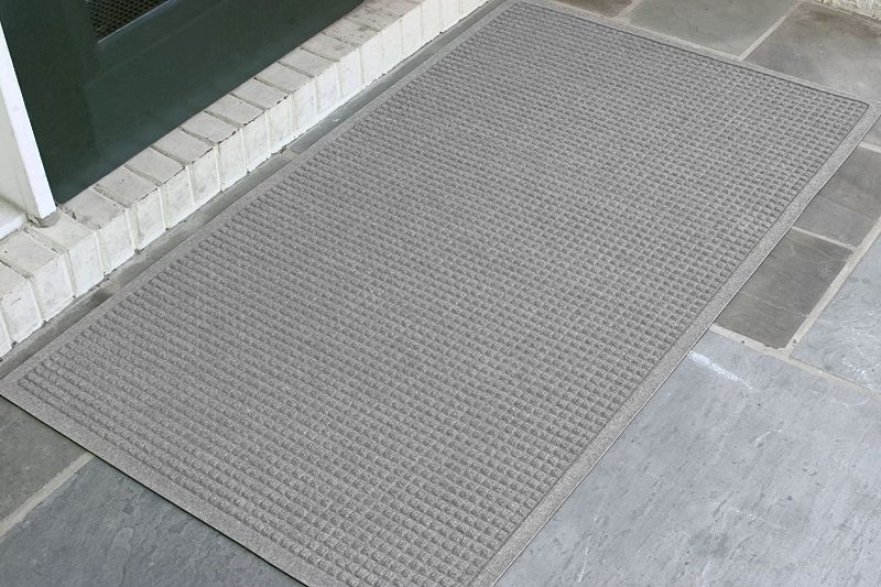 Photo 1 of M+A Matting-280570035 WaterHog Fashion Mat | Commercial-Grade Entrance Mat with Fabric Border – Indoor/Outdoor, Quick Drying, Stain Resistant Door Mat (Medium Grey, 3' x 5')
