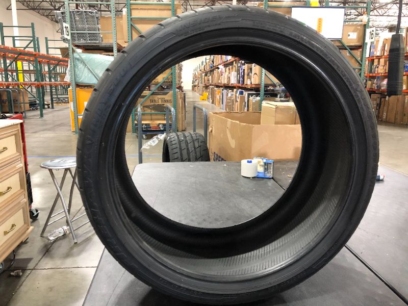 Photo 5 of 1 TIRE FIRESTONE TIRE 295 /30 R20 99W