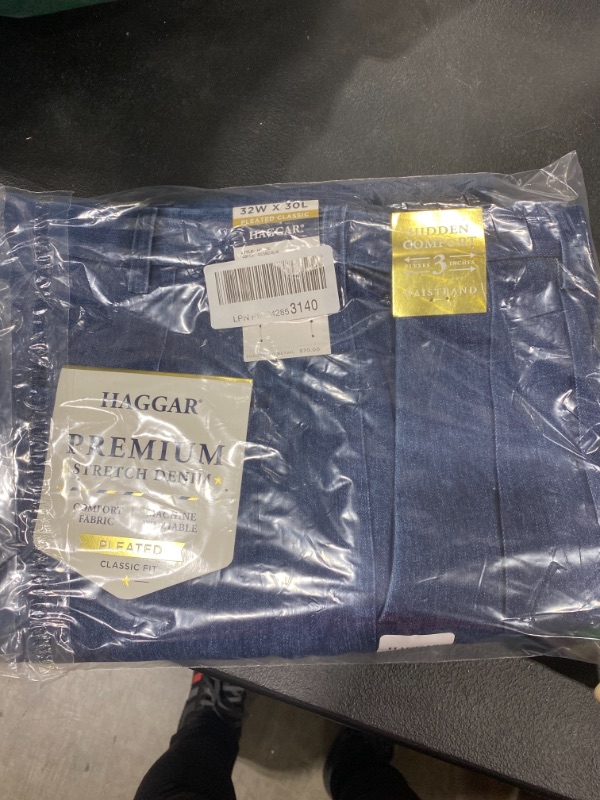 Photo 1 of haggar premium stretch denim, 32w x 30 L