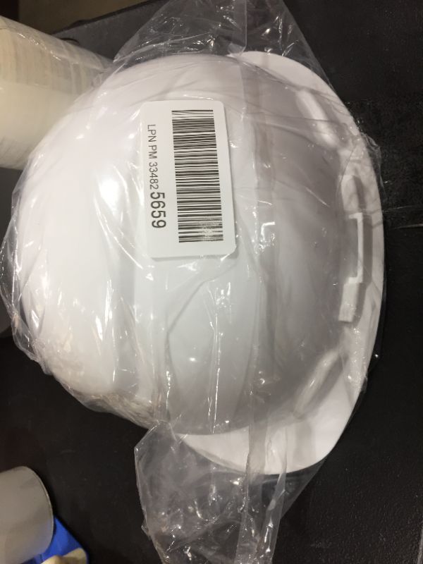 Photo 2 of 3M 10078371641877 H-701P White Hard Hat with 4-Point Pin Lock Suspension, White
