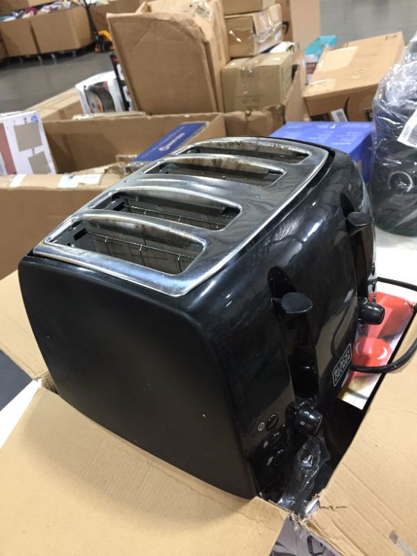 Photo 2 of BLACK+DECKER 4-Slice Toaster, Extra-Wide, Black, TR1410BD