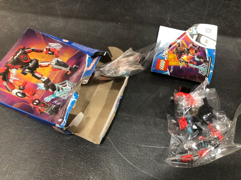 Photo 2 of LEGO Marvel Spider-Man Miles Morales Mech Armor 76171 Collectible Construction Toy, New 2021 (125 Pieces)
