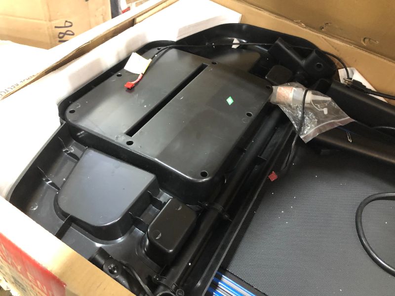 Photo 3 of Folding Treadmill Black XTERRA TR150
