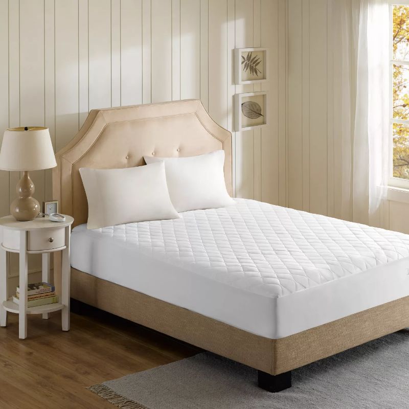 Photo 1 of Beautyrest Quilted Heated Mattress Pad, KING