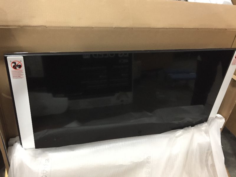 Photo 3 of SAMSUNG 50-Inch Class Crystal UHD AU8000 Series - 4K UHD HDR Smart TV with Alexa Built-in (UN50AU8000FXZA, 2021 Model)

