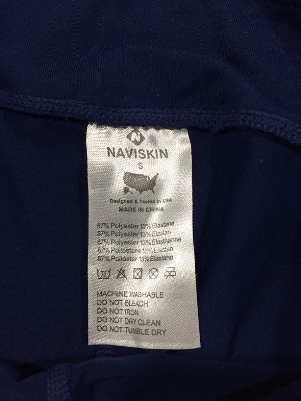 Photo 1 of NAVISKIN Women's Yoga Running Capri Leggings Workout Outdoor Capri Pants Side Pockets S