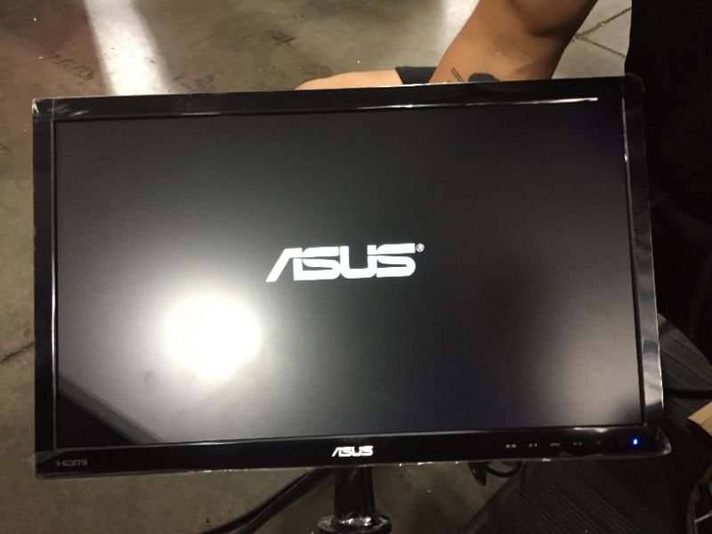 Photo 2 of Asus VS228H-P 21.5" Full HD LED LCD Monitor - 16:9 - Black - 1920 x 1080 - 16.7 Million Colors - 250 Nit - 5 ms - 75 Hz Refresh Rate - HDMI - VGA