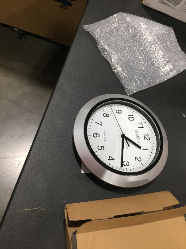 Photo 1 of 10" wall clock 