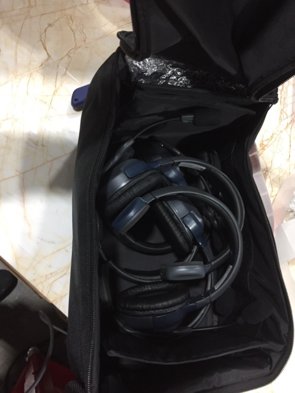 Photo 1 of Eartec HUB5S UltraLITE 5-Person HUB Intercom System (USA)
