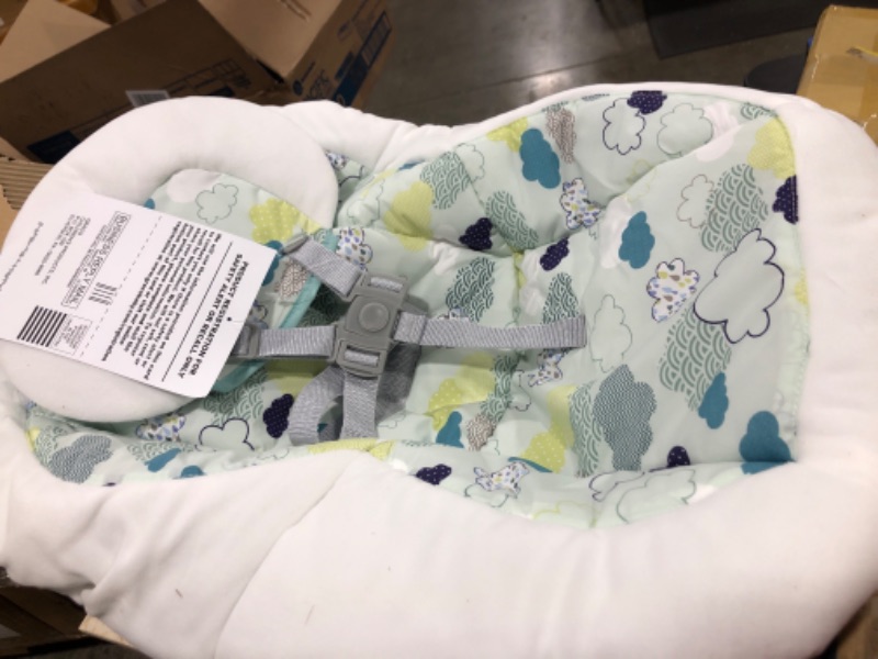 Photo 2 of Graco Simple Sway Stratus Baby Swing