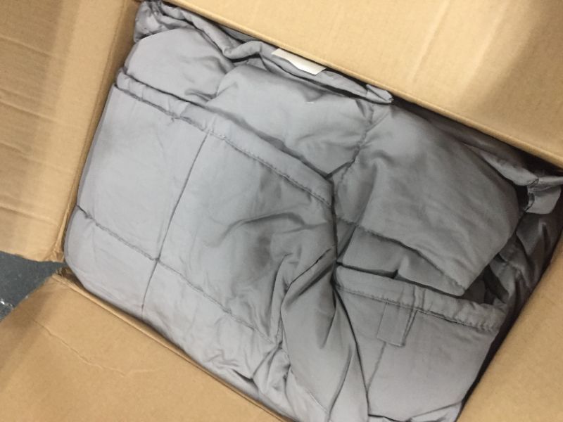 Photo 1 of Amazon Basics All-Season Cotton Weighted Blanket - 20-Pound