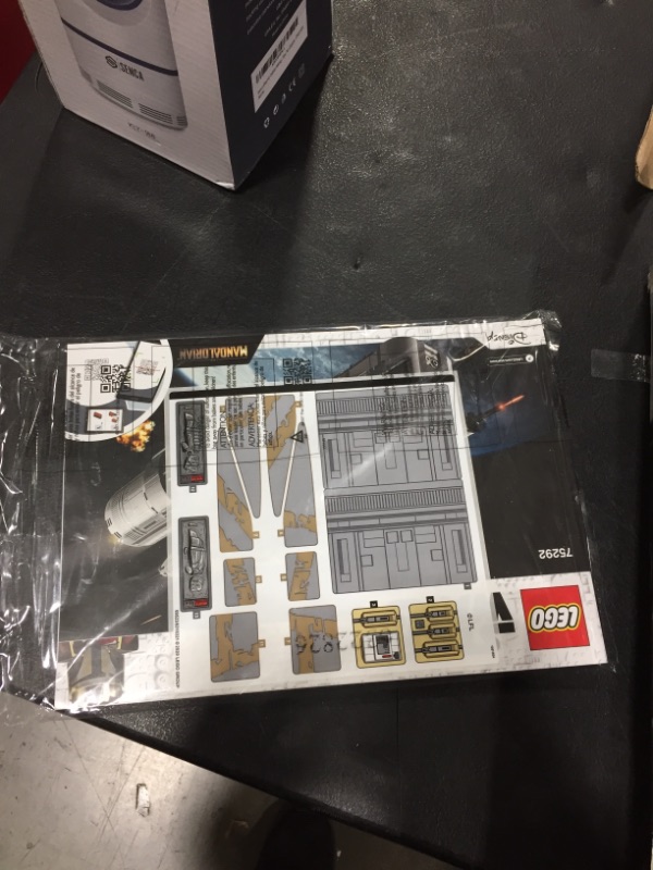 Photo 3 of LEGO Star Wars: The Mandalorian The Razor Crest 75292 Exclusive Building Kit, (1,023 Pieces)
