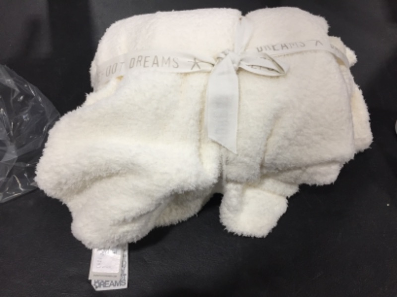 Photo 1 of Barefoot Dreams Cozychic Adult Robe- Womens size 2, color pearl
