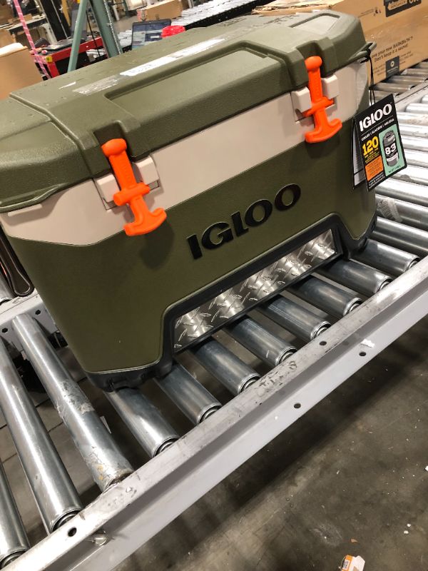 Photo 6 of Igloo BMX 52qt Cooler - Green