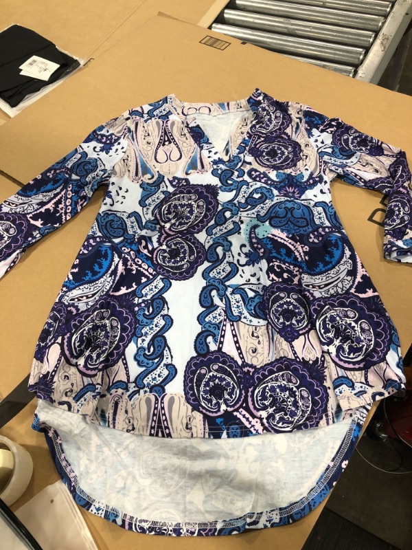 Photo 1 of Women's 3/4 Sleeve, Purple/Blue Pattern Shirt, Medium 