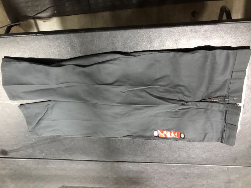 Photo 1 of Dickies Men's Original 874 Work Pants 34x32 inches 
