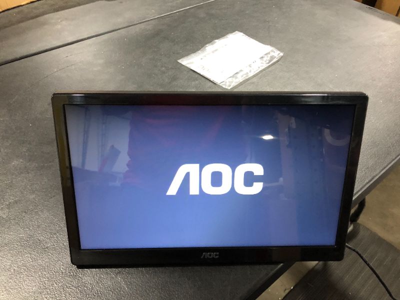 Photo 2 of AOC e1659Fwu 16-Inch Ultra Slim 1366x768 Res 200 cd/m2 Brightness USB 3.0-Powered Portable LED Monitor (Renewed)
