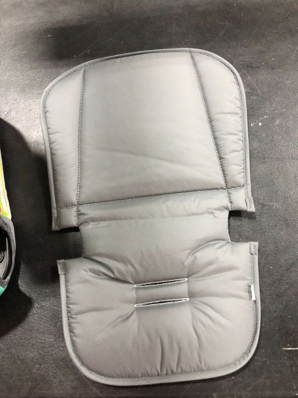 Photo 3 of Graco Tranzitions 3 in 1 Harness Booster Seat, Basin