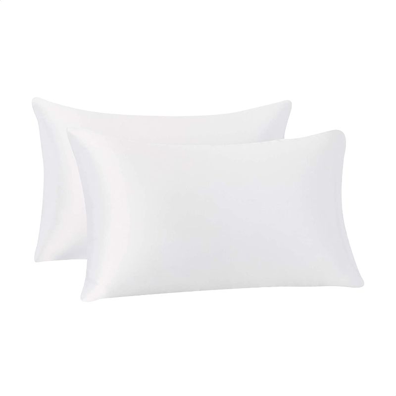 Photo 1 of Amazon Basics Satin Pillowcases for Hair and Skin, Envelope Closure - White, Standard, Pack of 1