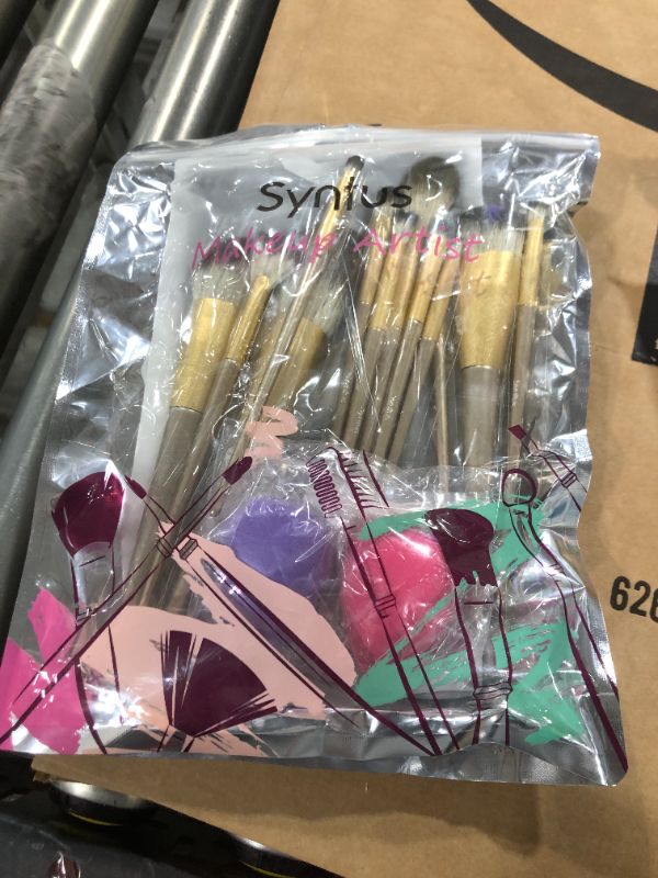 Photo 2 of Syntus Makeup Brush Set, Conical Handle Makeup Brushes with Brush Case Bag and Makeup Sponges Premium Synthetic Foundation Powder Kabuki Blush Concealer Eye Shadow, Golden
