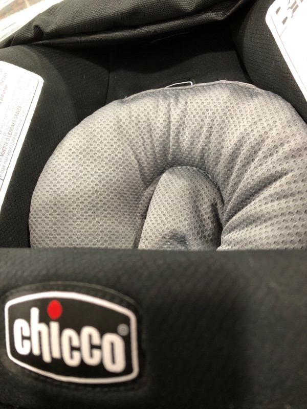 Photo 3 of Chicco KeyFit 30 Zip Air Infant Car Seat, Q Collection
