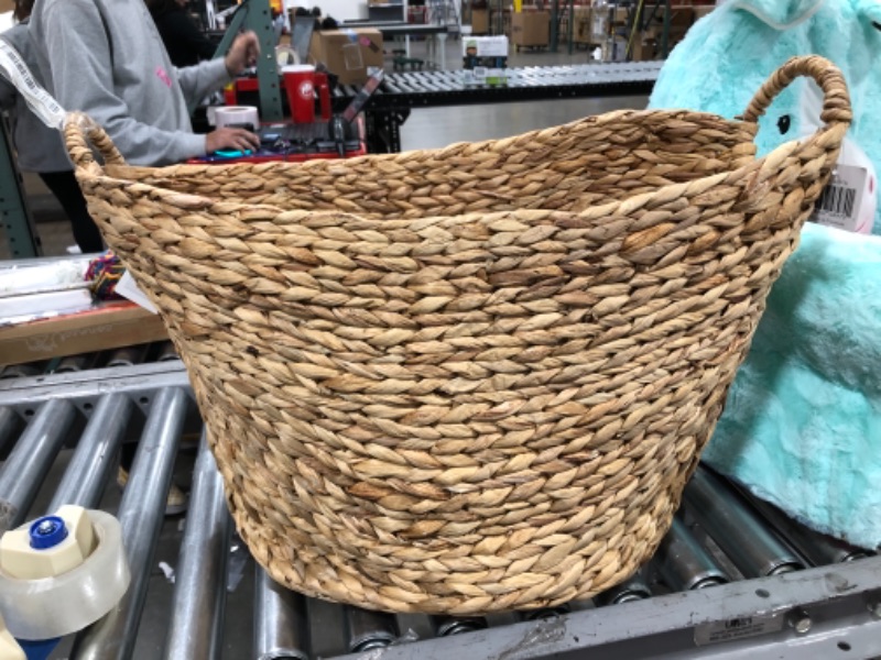 Photo 2 of Deco 79 Large Seagrass Woven Wicker Basket With Arched Handles Rustic Natural W
