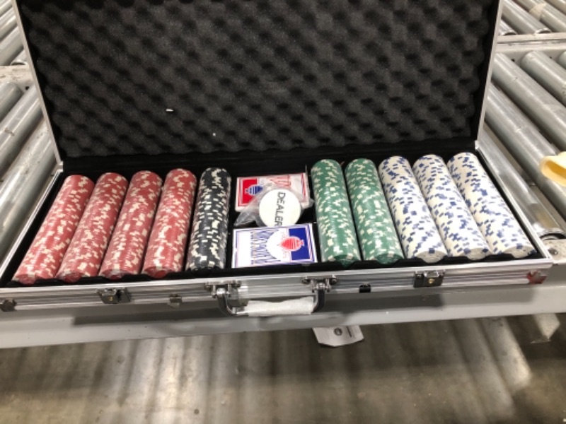 Photo 2 of 11.5 Gram Texas Hold 'em Claytec Poker Chip Set with Aluminum Case, 500 Striped Dice Chips
