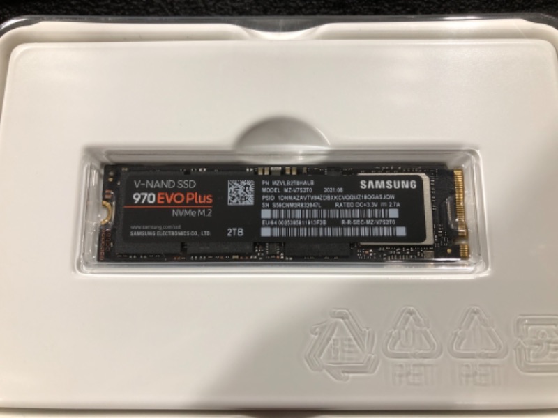 Photo 2 of SAMSUNG 970 EVO Plus SSD 2TB - M.2 NVMe Interface Internal Solid State Drive with V-NAND Technology (MZ-V7S2T0B/AM)
