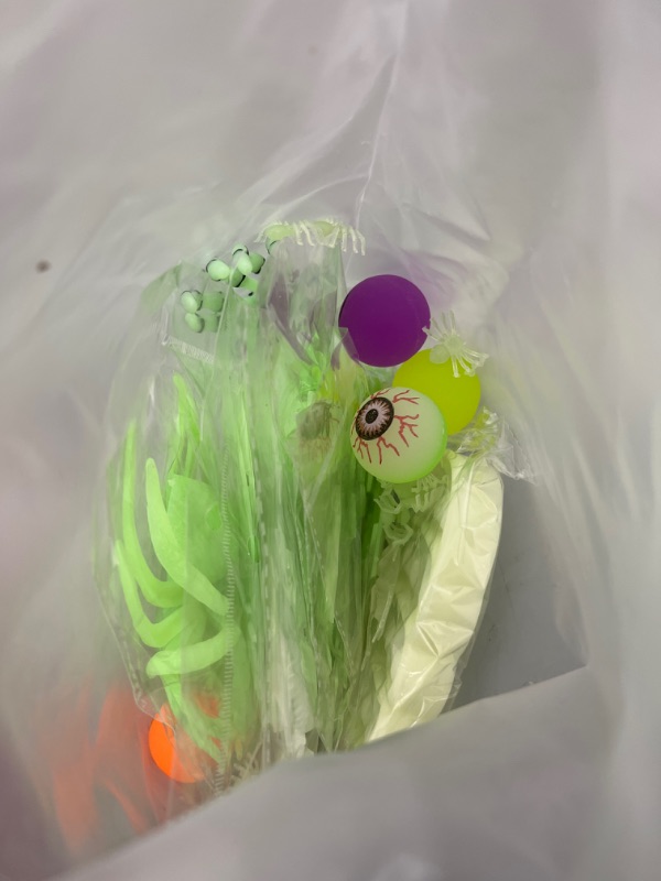 Photo 2 of 113 Pcs Halloween Decorations with Pumpkin Luminous Sensory Fidget Packs Push pop pop Autism Special Dimple Sensory Toys Sets for Kids Adults
2 PACK 