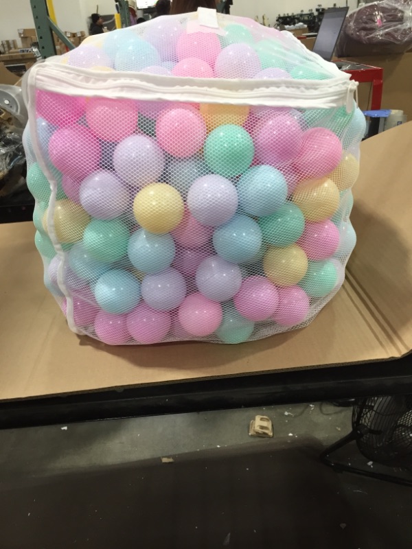 Photo 1 of Play Ball Pit Balls For Kids