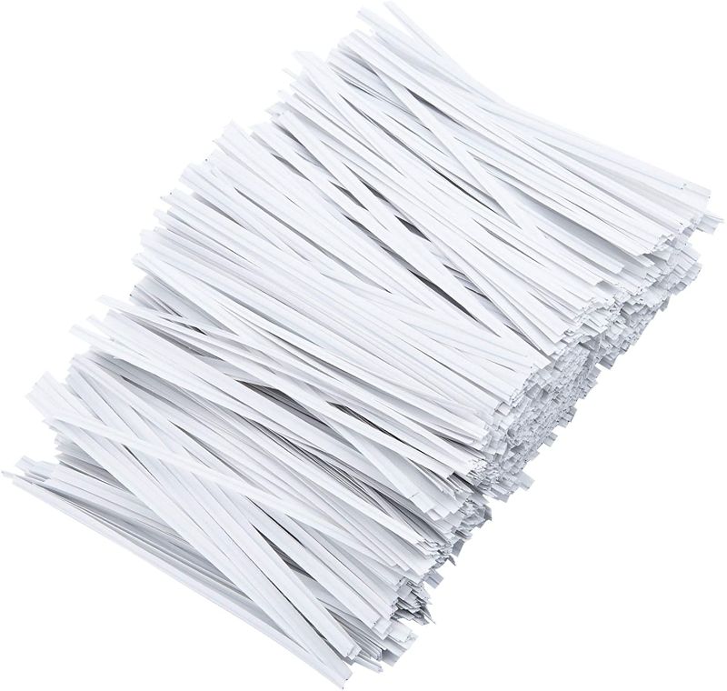 Photo 1 of 1000 Paper White Twist Ties Reusable Bag Ties Paper Bread Twist Ties for Candy Bags, Coffee Bags, Snacks, Cake Pops, Party Supplies 5pck