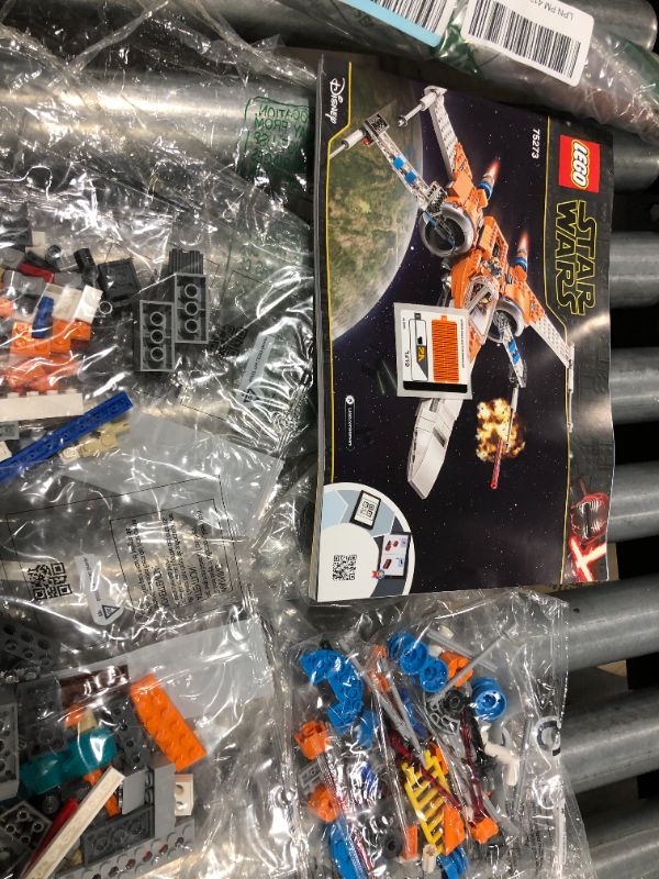 Photo 1 of LEGO Star Wars Poe Dameron's X-wing Fighter 75273
