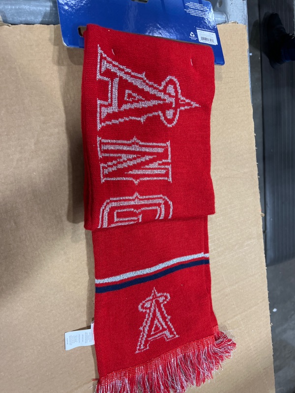 Photo 1 of  MLB Los Angeles Scarf