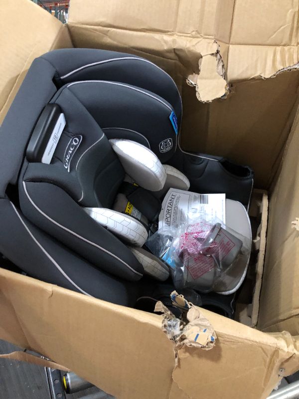 Photo 1 of Graco Extend2Fit Convertible Car Seat | Ride Rear Facing Longer with Extend2Fit, Redmond, Amazon Exclusive
