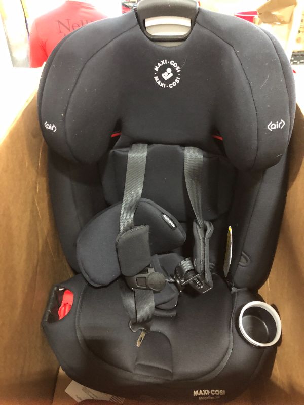 Photo 2 of Maxi-Cosi Maxi-Cosi Magellan XP 5-in-1 Convertible Car Seat, Night Black, One Size