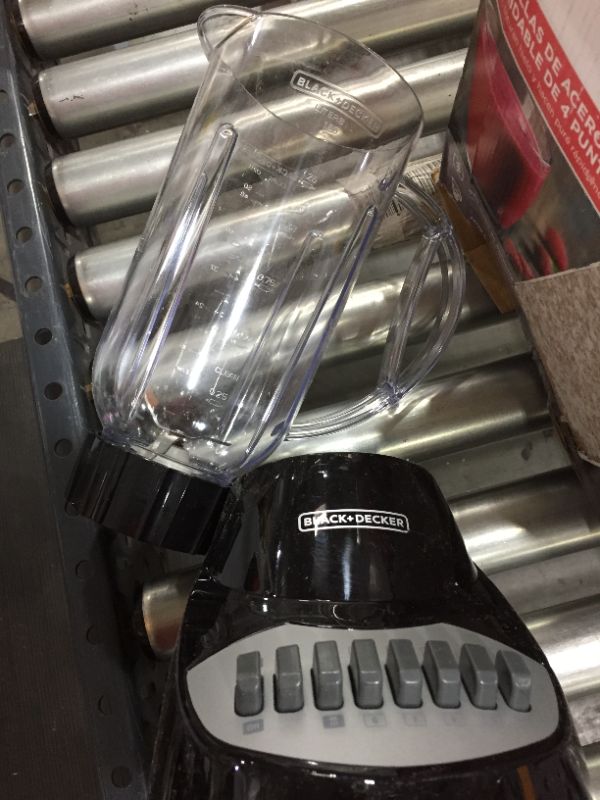 Photo 2 of Black&Decker 10 Speed Blender with Plastic Jar, Black