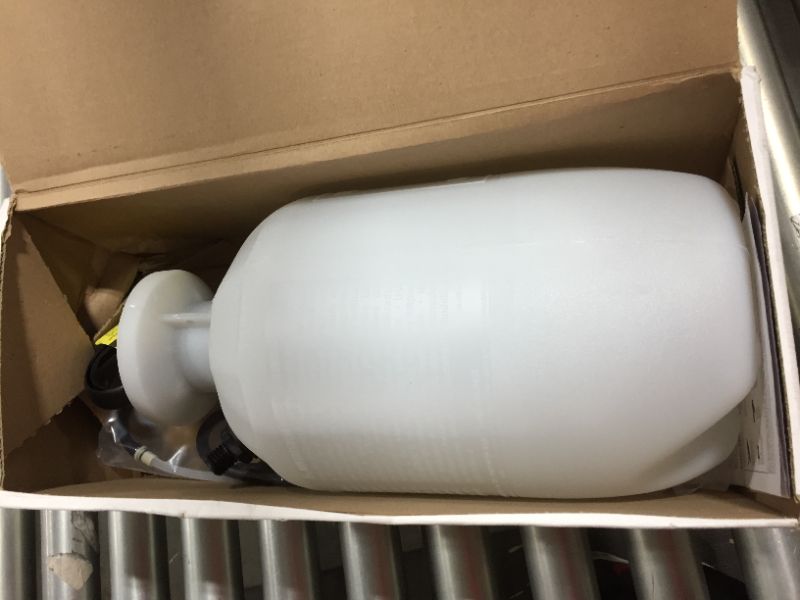 Photo 1 of CHAPIN 20002 2 Gallon Lawn, Sprayer, Translucent White
