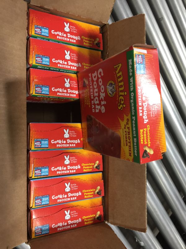 Photo 1 of Annie's Homegrown Cookie Dough Protein Bar Chocolate Peanut Butter, 5.85 oz, (5 Count, 1 Box)--- 8 BOXES--- BEST BY NOV-01-2021
