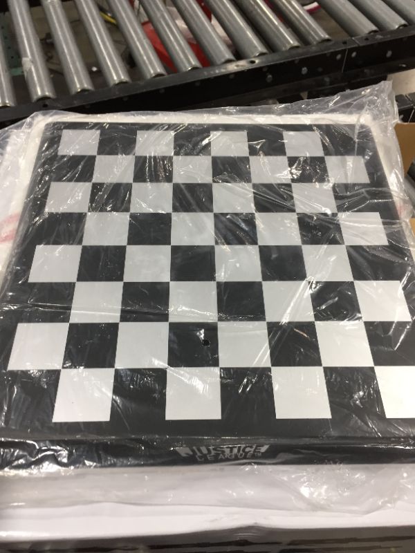 Photo 1 of DC Collectibles Justice League Chess Set
