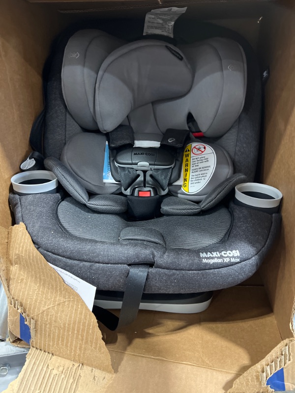 Photo 2 of Maxi Cosi Magellan XP MAX Convertible Car Seat - Nomad Black