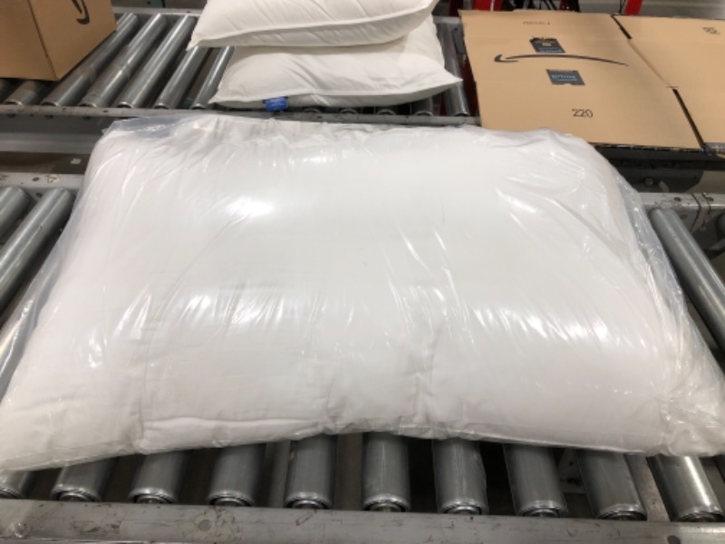 Photo 2 of Bedsure Standard Pillows for Sleeping - Premium Down Alternative Hotel Pillows - Soft Bed Pillows 2 Pack for Side and Back Sleeper 
