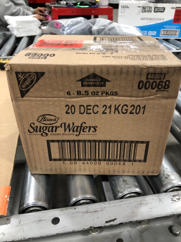 Photo 1 of Biscos Creme Filled Sugar Wafers, 6 - 8.5 oz Boxes ( BEST BY DECEMBER 20, 2021 )
