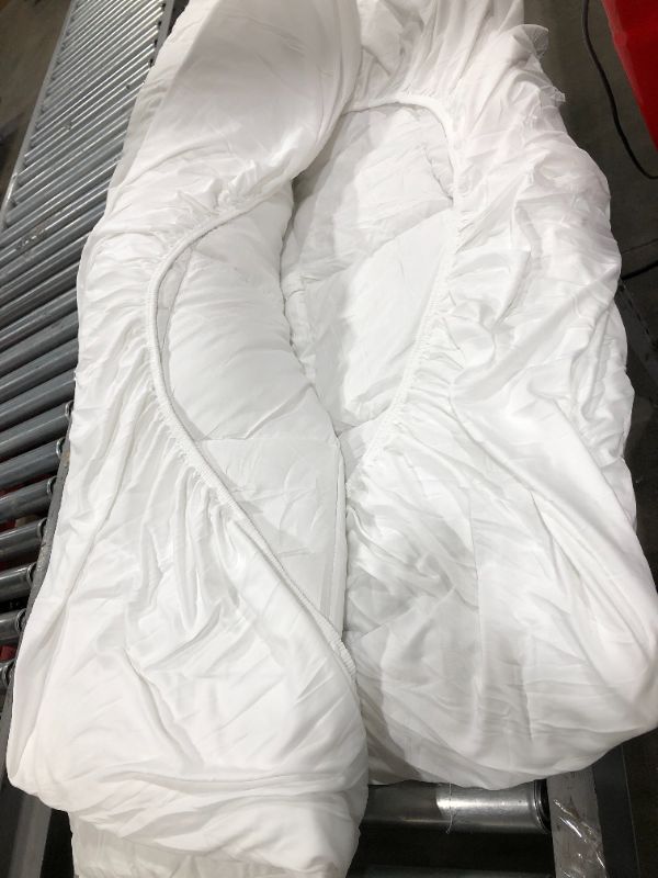 Photo 1 of Quilted Fitted Mattress Pad (Full) - Cooling Mattress Topper - Easily Washable - Elastic Fitted Mattress Cover - Stretch-to-Fit up (Full)